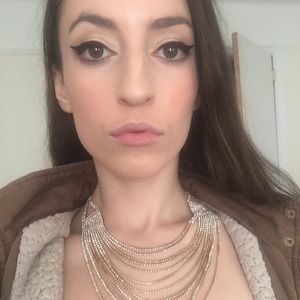 Meet your Posher, Francesca